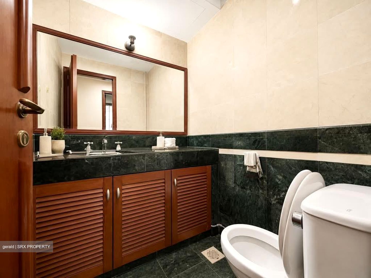 Tai Keng Villas (D19), Terrace #572297311